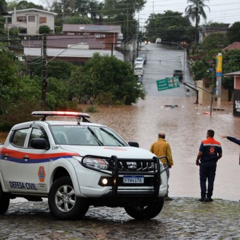 RESOLUÇÃO CMIL Nº 045/610/25 IMPLEMENTA PLANO DE CONTINGÊNCIA PARA EVENTOS EXTREMOS NO ESTADO DE SP